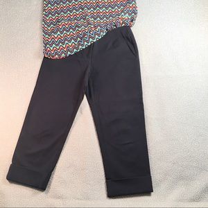 LANDS’ END CUFFED CAPRI PANT